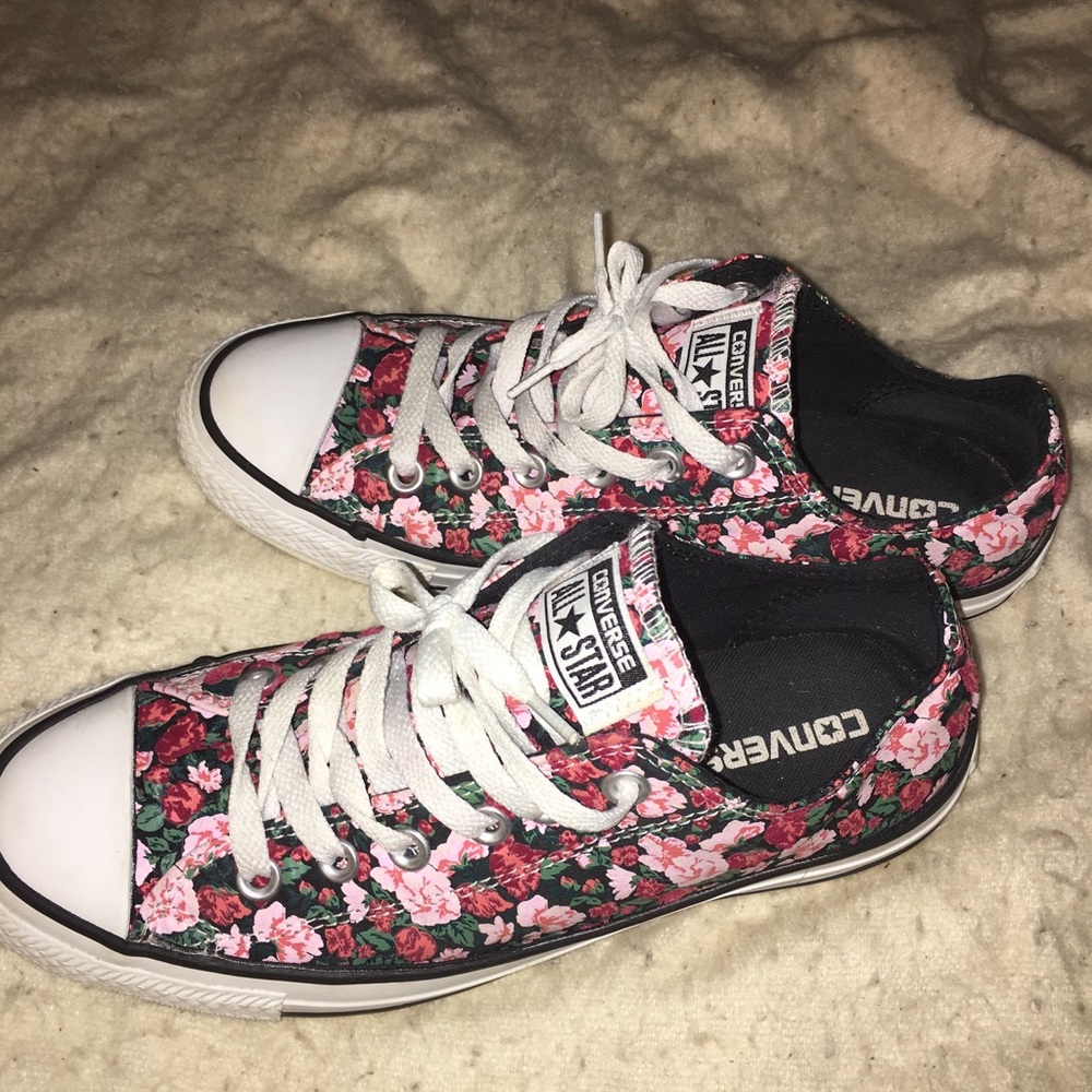 Limited edition Floral Converse